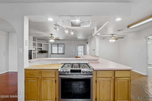 5048 Alamo Mine Trail, Las Cruces, NM 88011