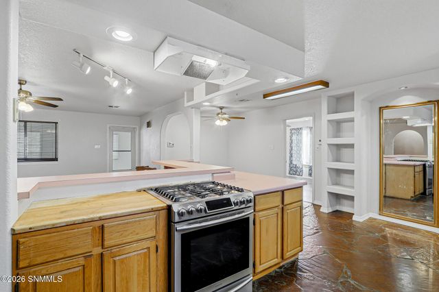 5048 Alamo Mine Trail, Las Cruces, NM 88011