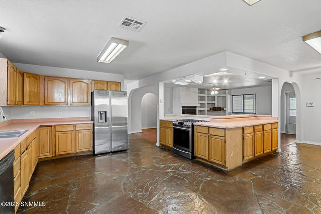 5048 Alamo Mine Trail, Las Cruces, NM 88011