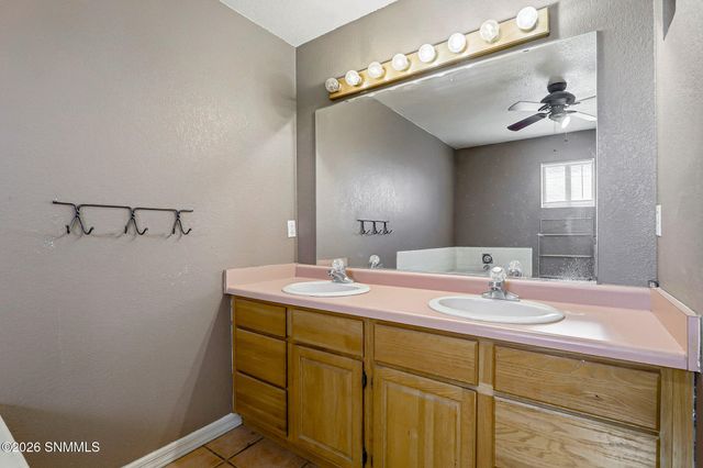 5048 Alamo Mine Trail, Las Cruces, NM 88011