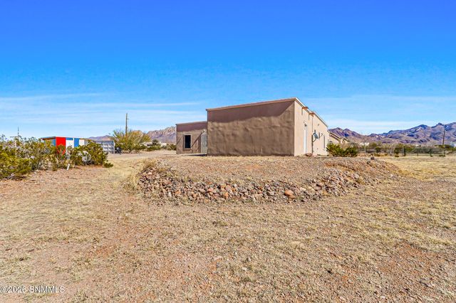 5048 Alamo Mine Trail, Las Cruces, NM 88011