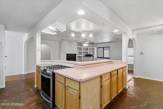 5048 Alamo Mine Trail, Las Cruces, NM 88011