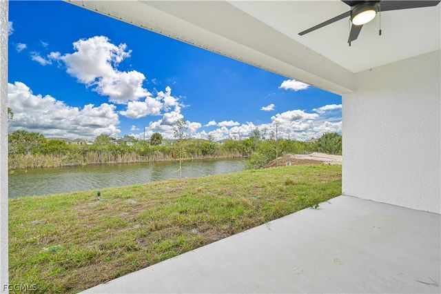 2125 NE 5th PL, Cape Coral, FL 33909