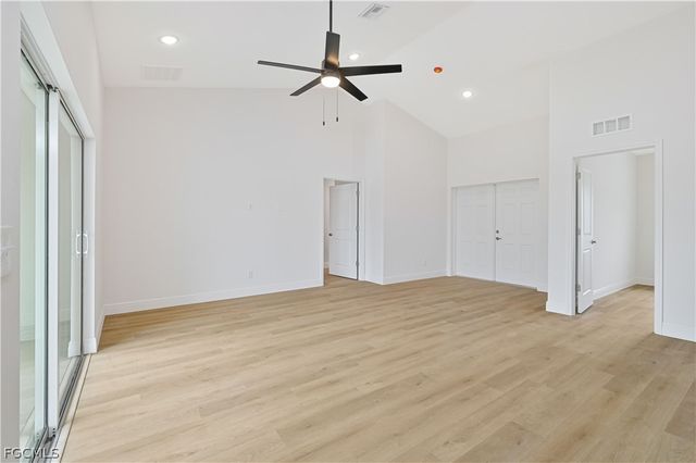 2125 NE 5th PL, Cape Coral, FL 33909