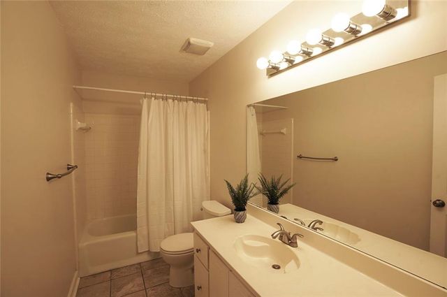 2201 Meadow Wood Court, Marietta, GA 30062