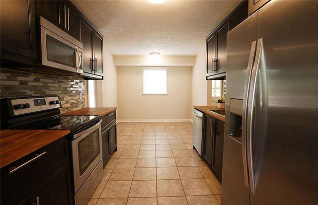 2201 Meadow Wood Court, Marietta, GA 30062