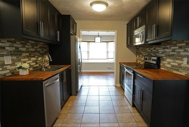 2201 Meadow Wood Court, Marietta, GA 30062