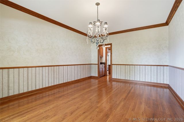 4011 S Yorktown Avenue, Tulsa, OK 74105