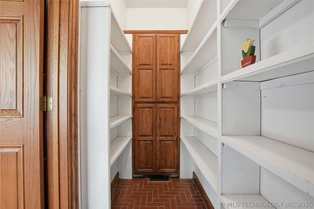 4011 S Yorktown Avenue, Tulsa, OK 74105