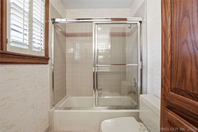 4011 S Yorktown Avenue, Tulsa, OK 74105