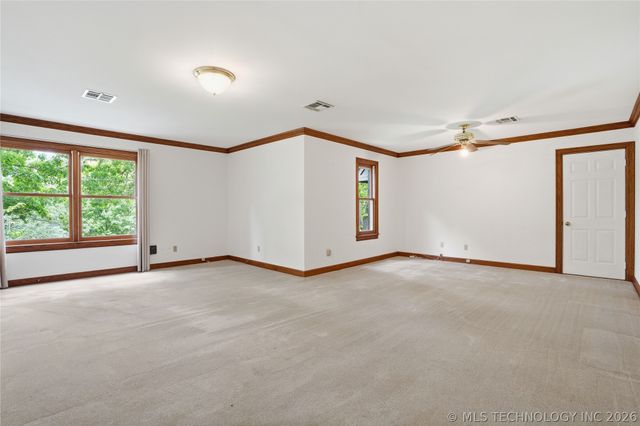 4011 S Yorktown Avenue, Tulsa, OK 74105