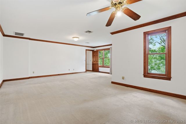 4011 S Yorktown Avenue, Tulsa, OK 74105