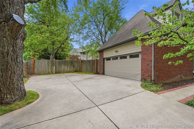 4011 S Yorktown Avenue, Tulsa, OK 74105