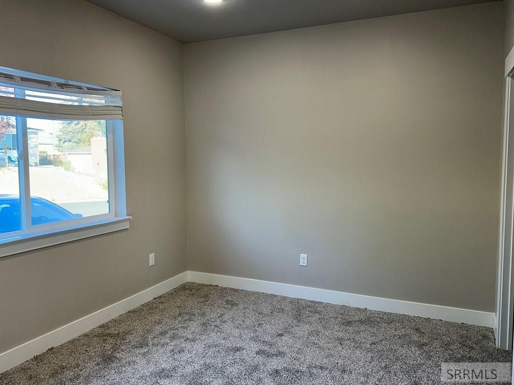 Image 8 of property listing at 1658 Ammon Street, Pocatello, ID 83201