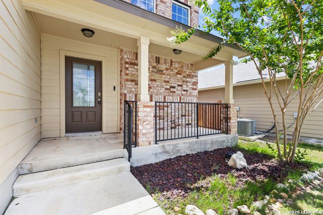 187 Scarlet Macaw, San Antonio, TX 78253