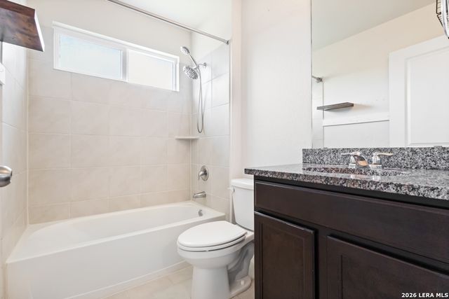 187 Scarlet Macaw, San Antonio, TX 78253