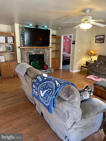 6401 LAUREL GROVE RD, Denton, MD 21629