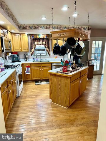 6401 LAUREL GROVE RD, Denton, MD 21629