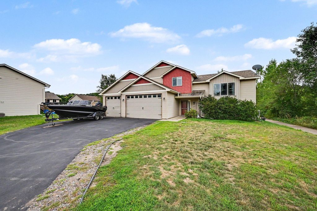 820 Kelly Street, Lino Lakes, MN 55014 — photo 2