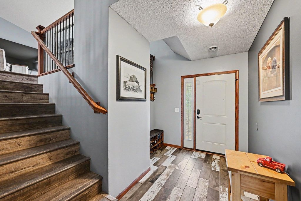 820 Kelly Street, Lino Lakes, MN 55014 — photo 4