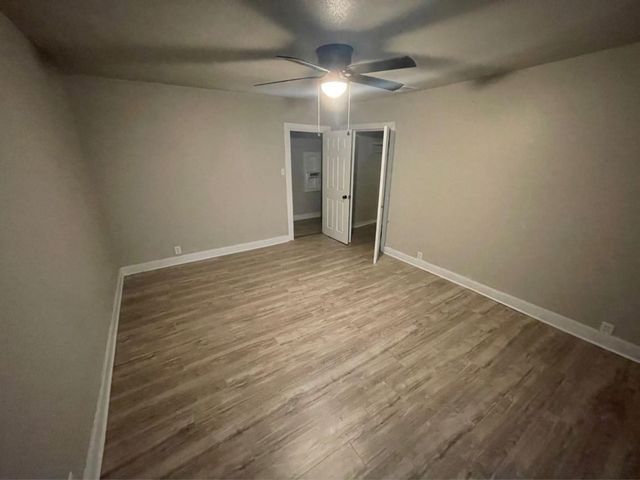 5229 Rue Street, Houston, TX 77033