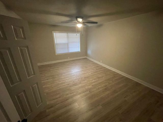 5229 Rue Street, Houston, TX 77033