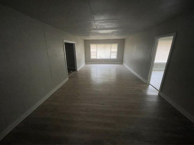 5229 Rue Street, Houston, TX 77033