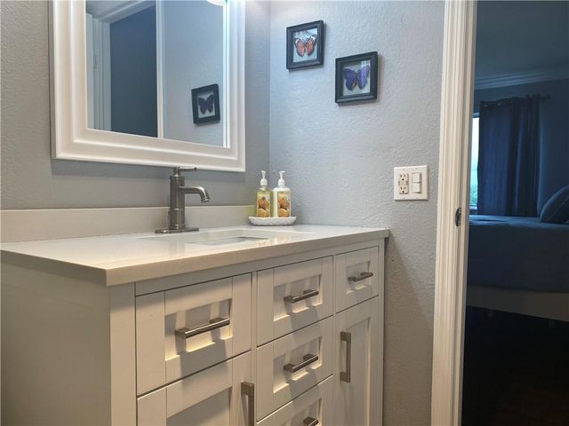 4387 Trevi Ct 305, Lake Worth, FL 33467