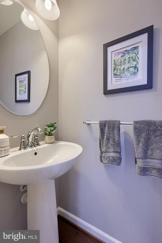 1277 RANNOCH LN, York, PA 17403