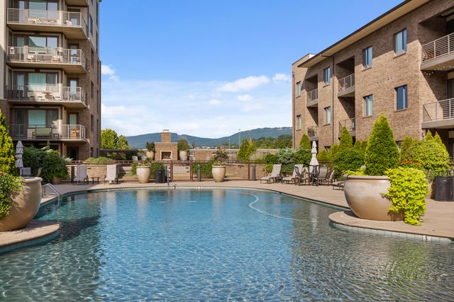 200 Manufacturers Road Apt 203, Chattanooga, TN 37405