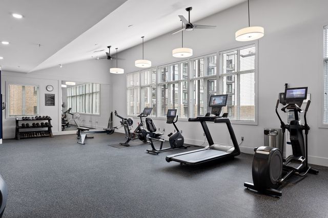 200 Manufacturers Road Apt 203, Chattanooga, TN 37405