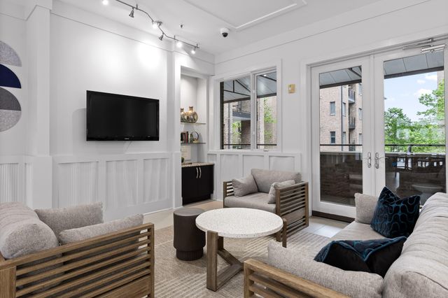 200 Manufacturers Road Apt 203, Chattanooga, TN 37405