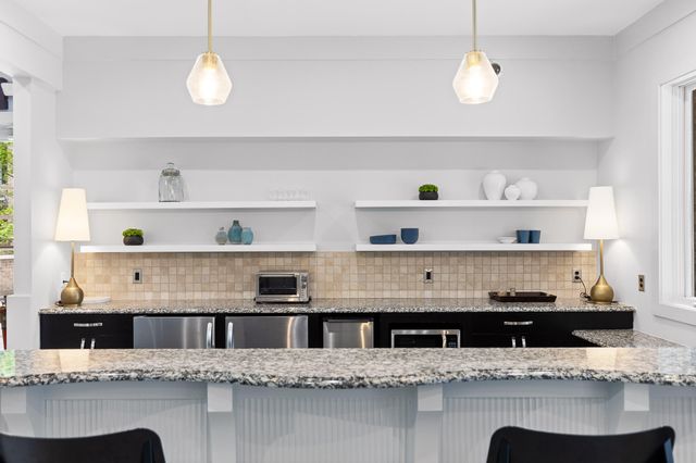 200 Manufacturers Road Apt 203, Chattanooga, TN 37405