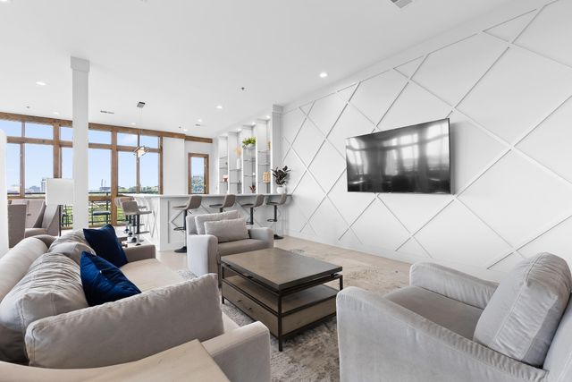 200 Manufacturers Road Apt 203, Chattanooga, TN 37405