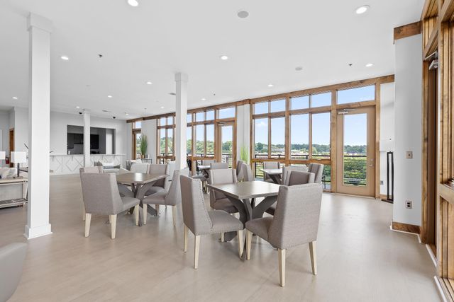 200 Manufacturers Road Apt 203, Chattanooga, TN 37405