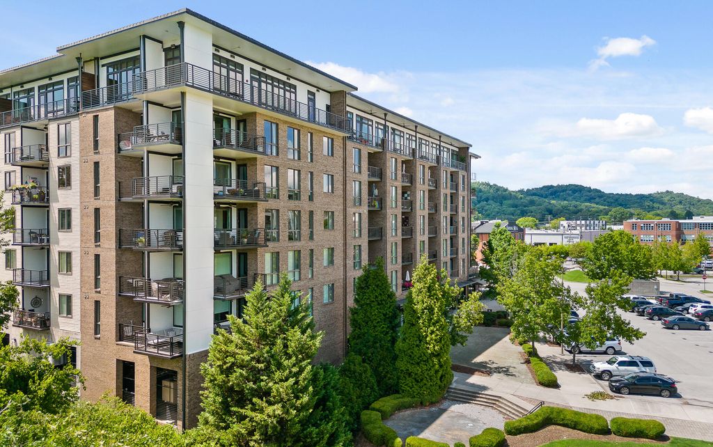 200 Manufacturers Road Apt 203, Chattanooga, TN 37405