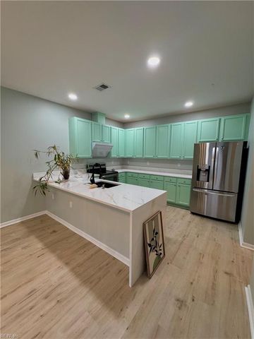 1307 Emsworth DR, Chesapeake, VA 23320