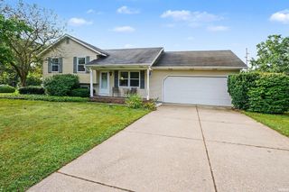 19238 State Line Road, South Bend, IN 46637