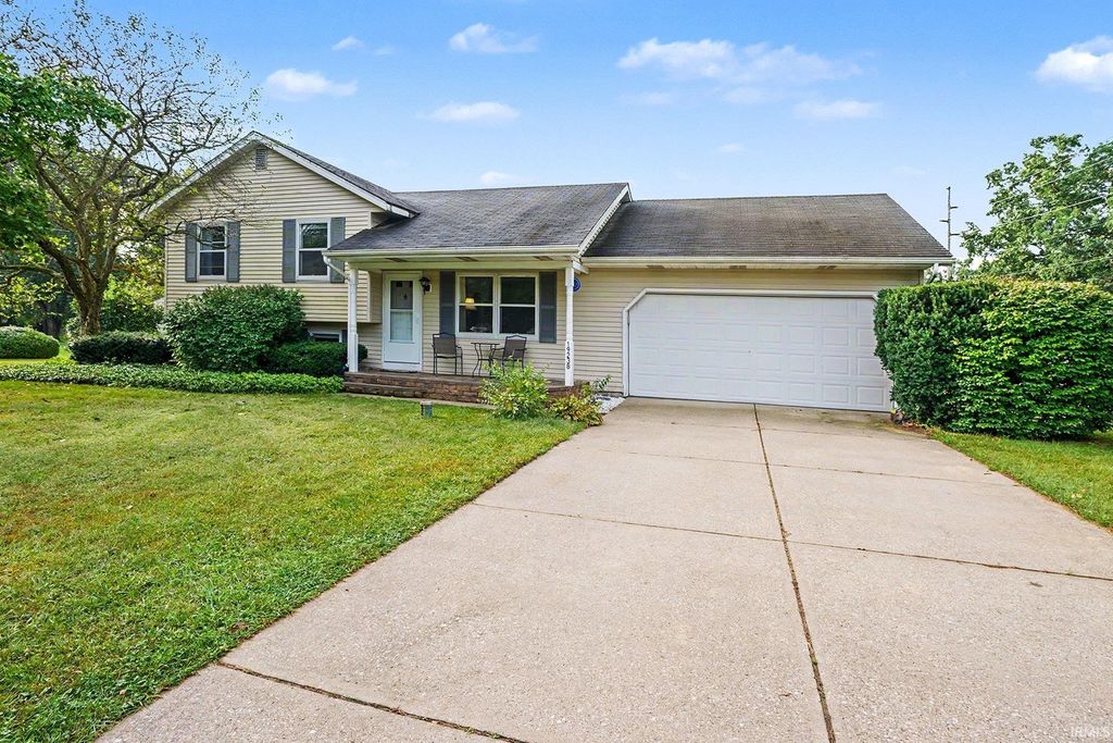 19238 State Line Road, South Bend, IN 46637