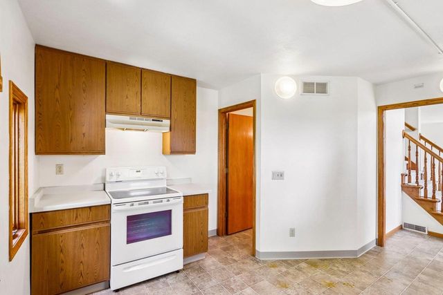 W5440 Halverson Drive, Poynette, WI 53955