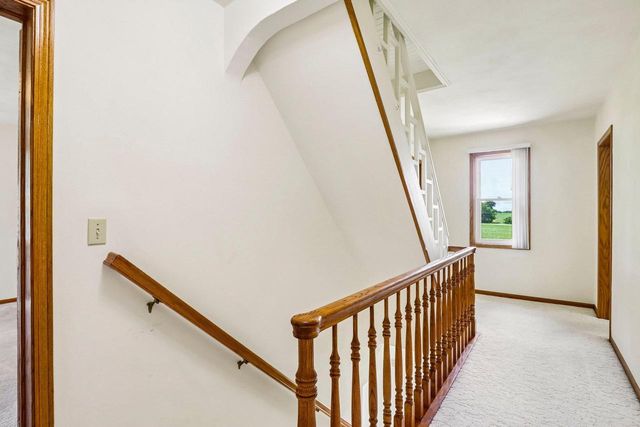 W5440 Halverson Drive, Poynette, WI 53955