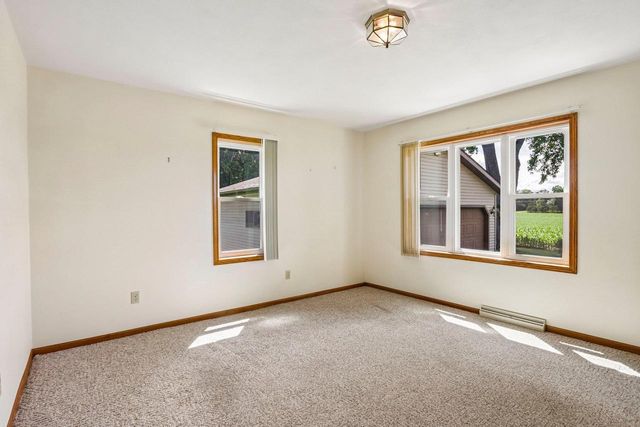 W5440 Halverson Drive, Poynette, WI 53955