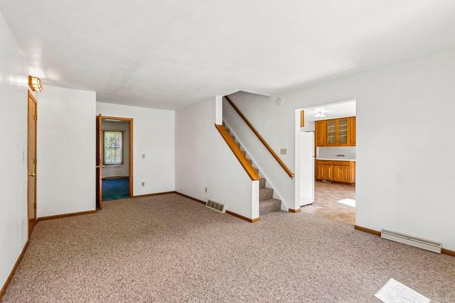 W5440 Halverson Drive, Poynette, WI 53955
