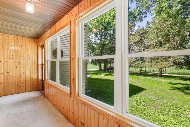W5440 Halverson Drive, Poynette, WI 53955
