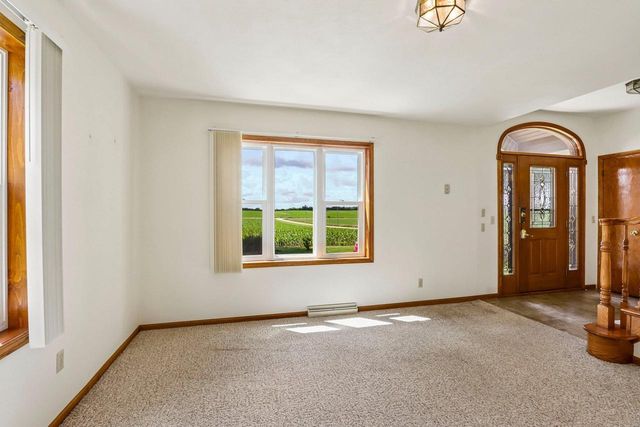 W5440 Halverson Drive, Poynette, WI 53955