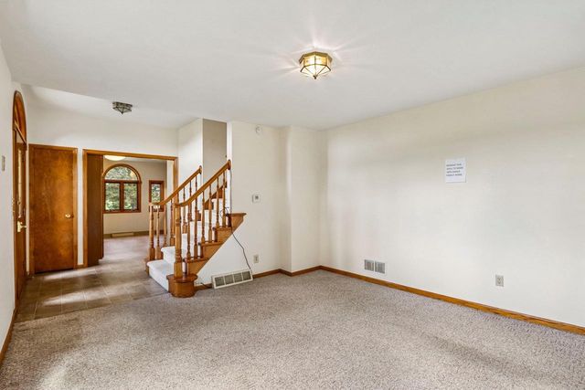 W5440 Halverson Drive, Poynette, WI 53955