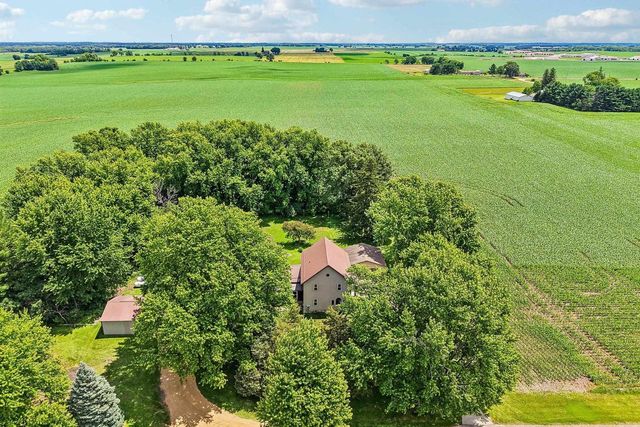 W5440 Halverson Drive, Poynette, WI 53955