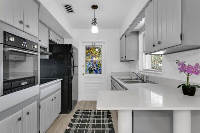 5301 BRERETON AVENUE, Orlando, FL 32839