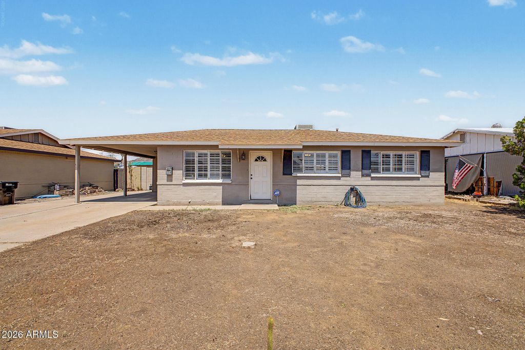 1114 E RUTH Avenue, Phoenix, AZ 85020