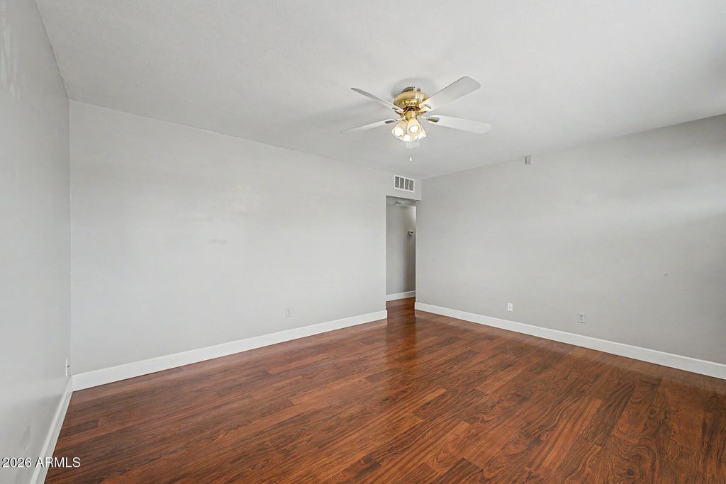1114 E RUTH Avenue, Phoenix, AZ 85020 — photo 5